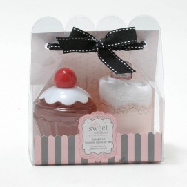 Cupcake Bubble Bath 6.1 Oz Chocolate / Face Cloth
