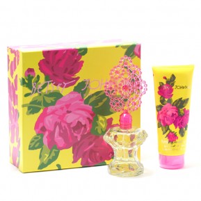 BETSEY JOHNSON 3.4 OZ SP/6.7 OZ SHOWER GEL